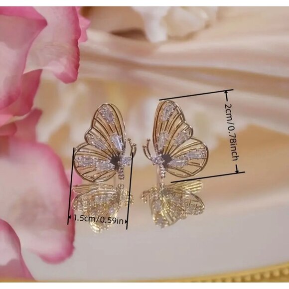 18K Gold Plated Butterfly Crystal Stud Earrings - Picture 2 of 5